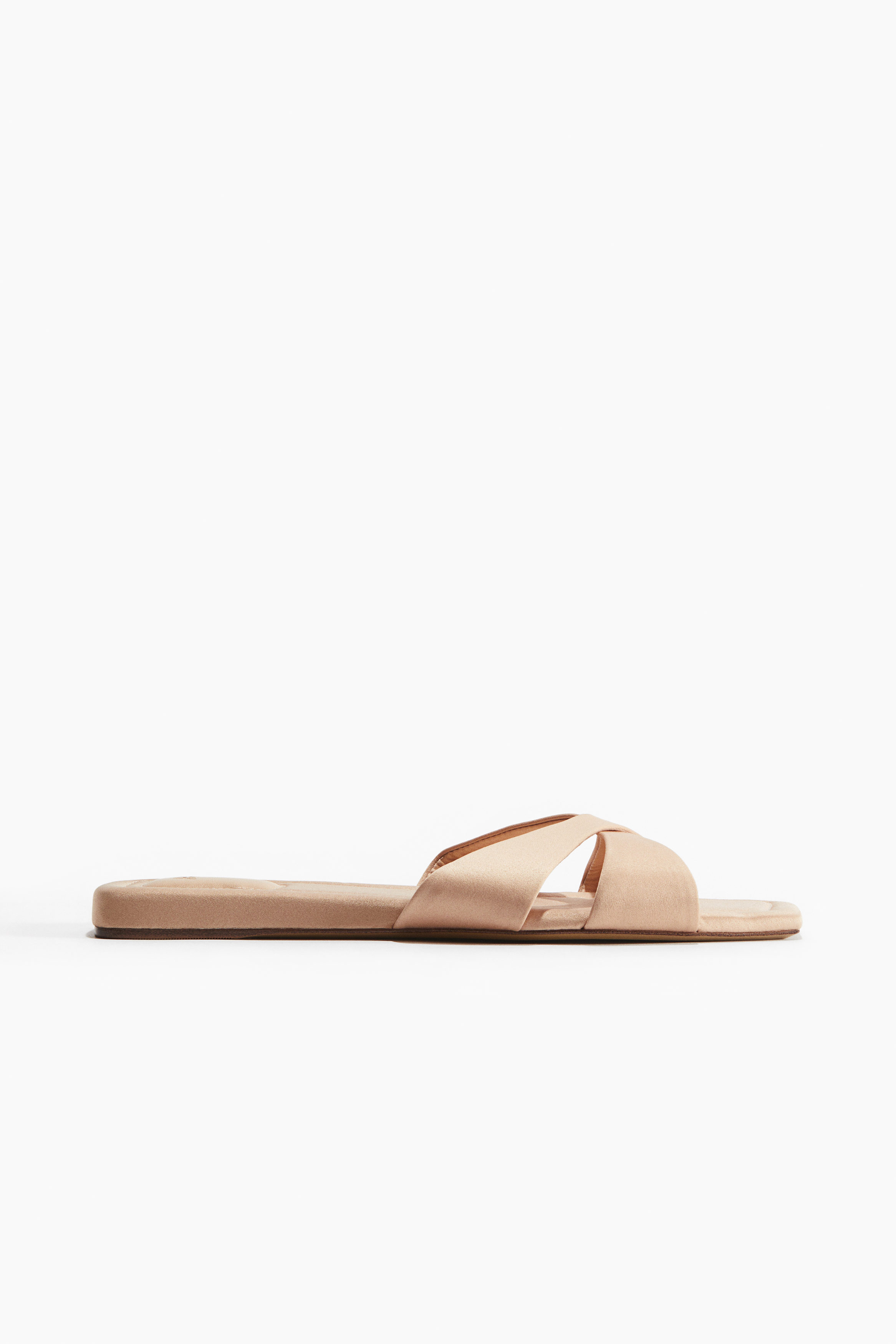 Crossover-strap sandals 2