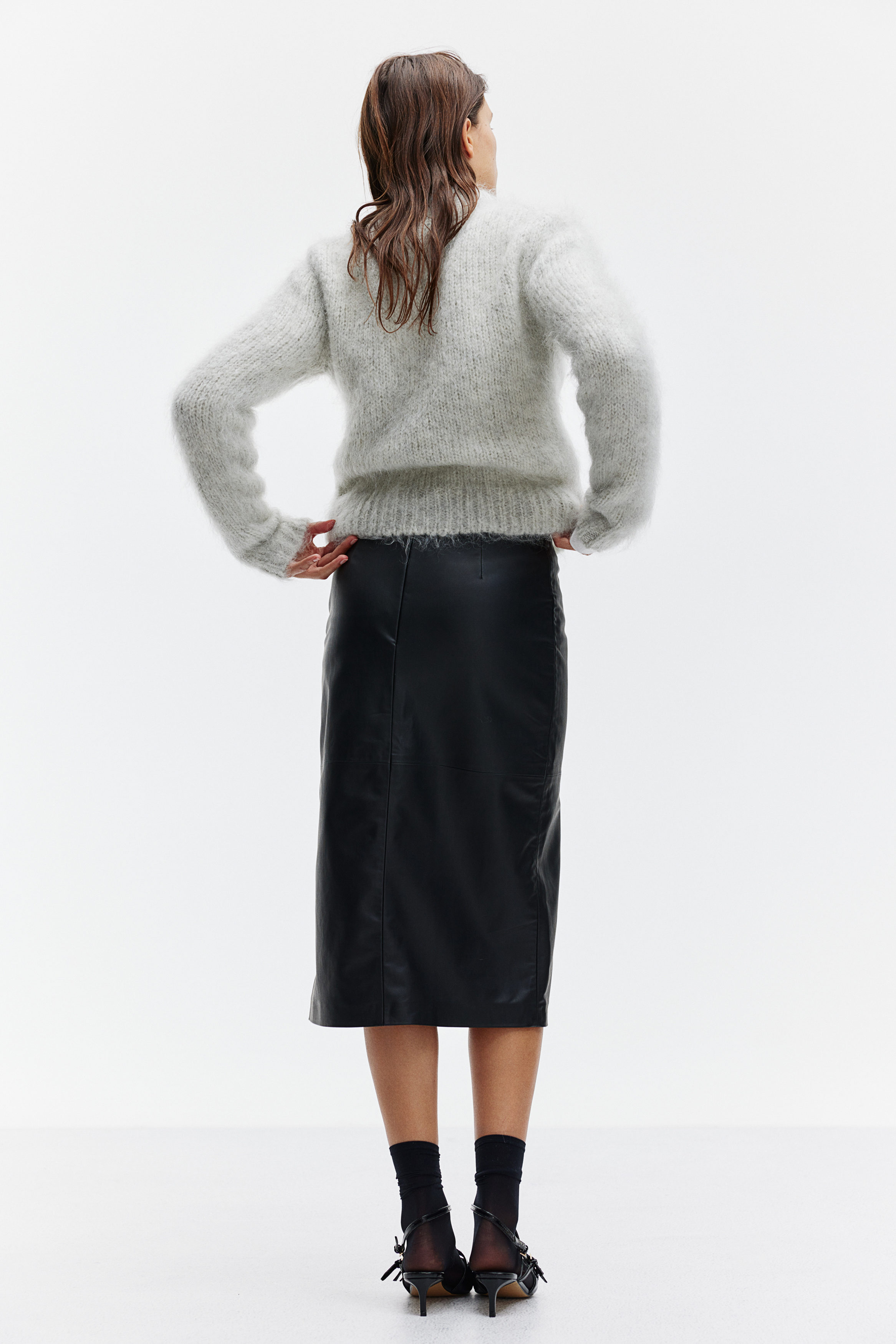 Coated pencil skirt