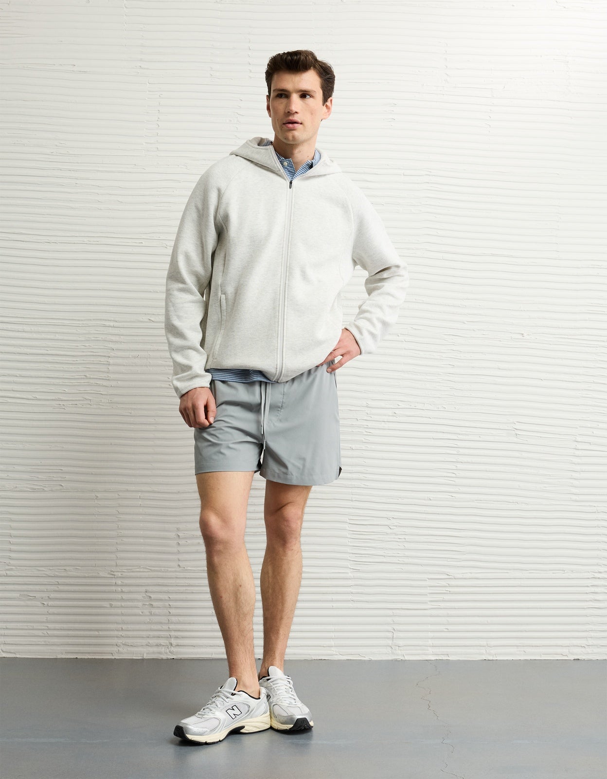 AE 24/7 Full Zip