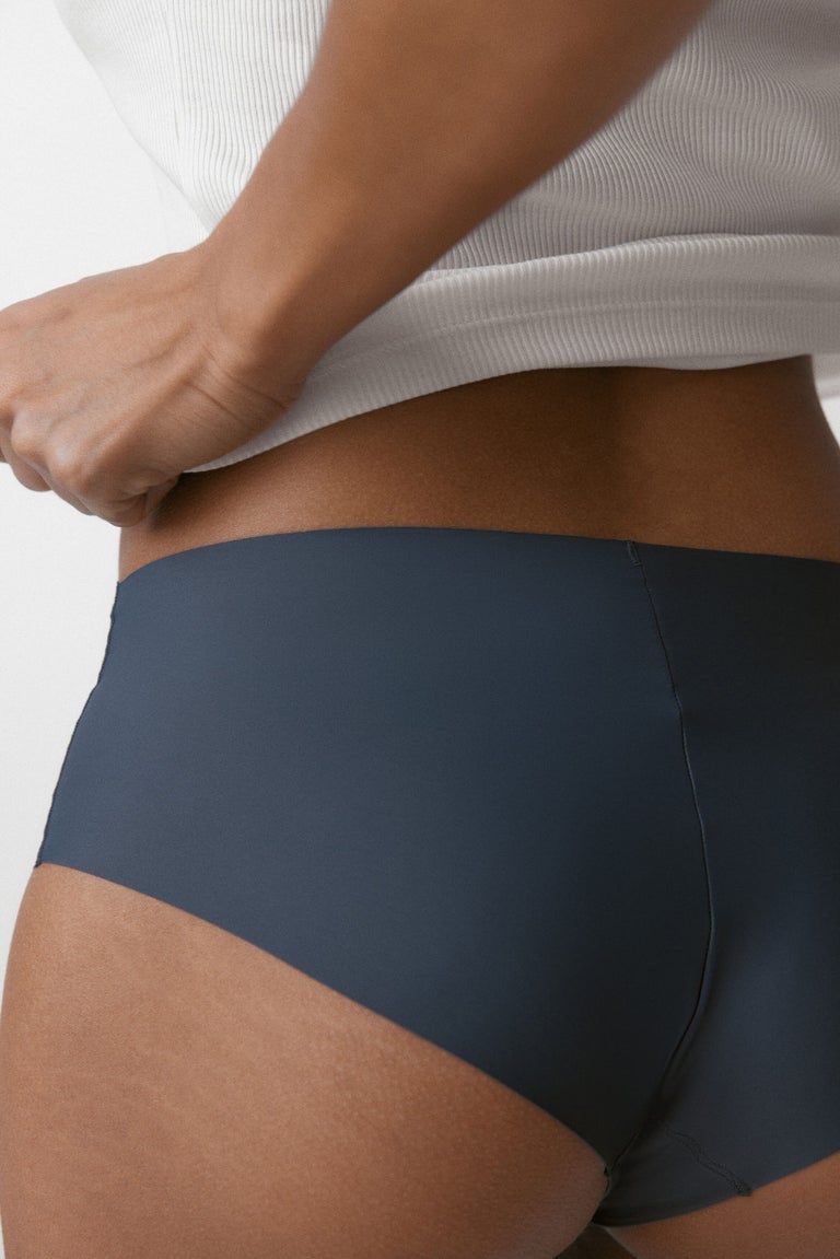 3-pack invisible hipster briefs