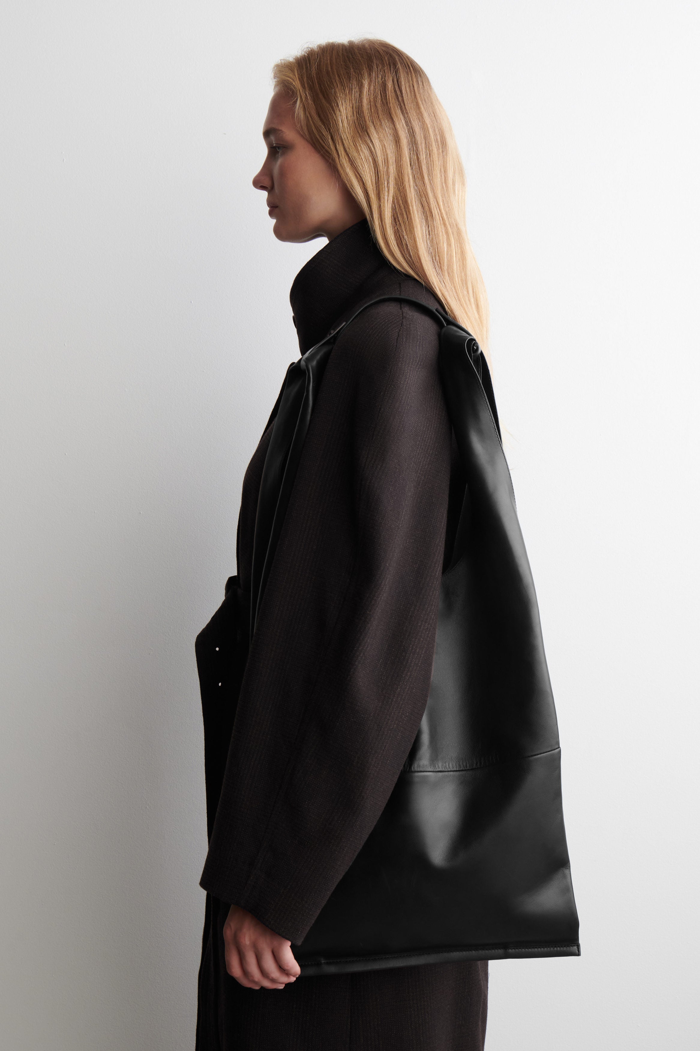 Slouchy Tote Bag - Leather | COS UAE