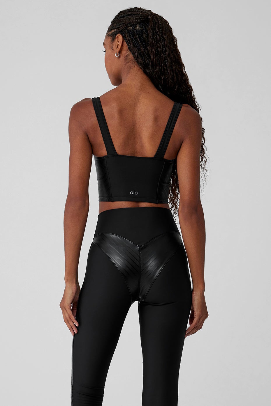 ブラジャー [Alo Yoga] Airlift Winter Warm Cropped Supermoto Tank m_665e1f2e6ccbb6a63f2bb9a7.jpg