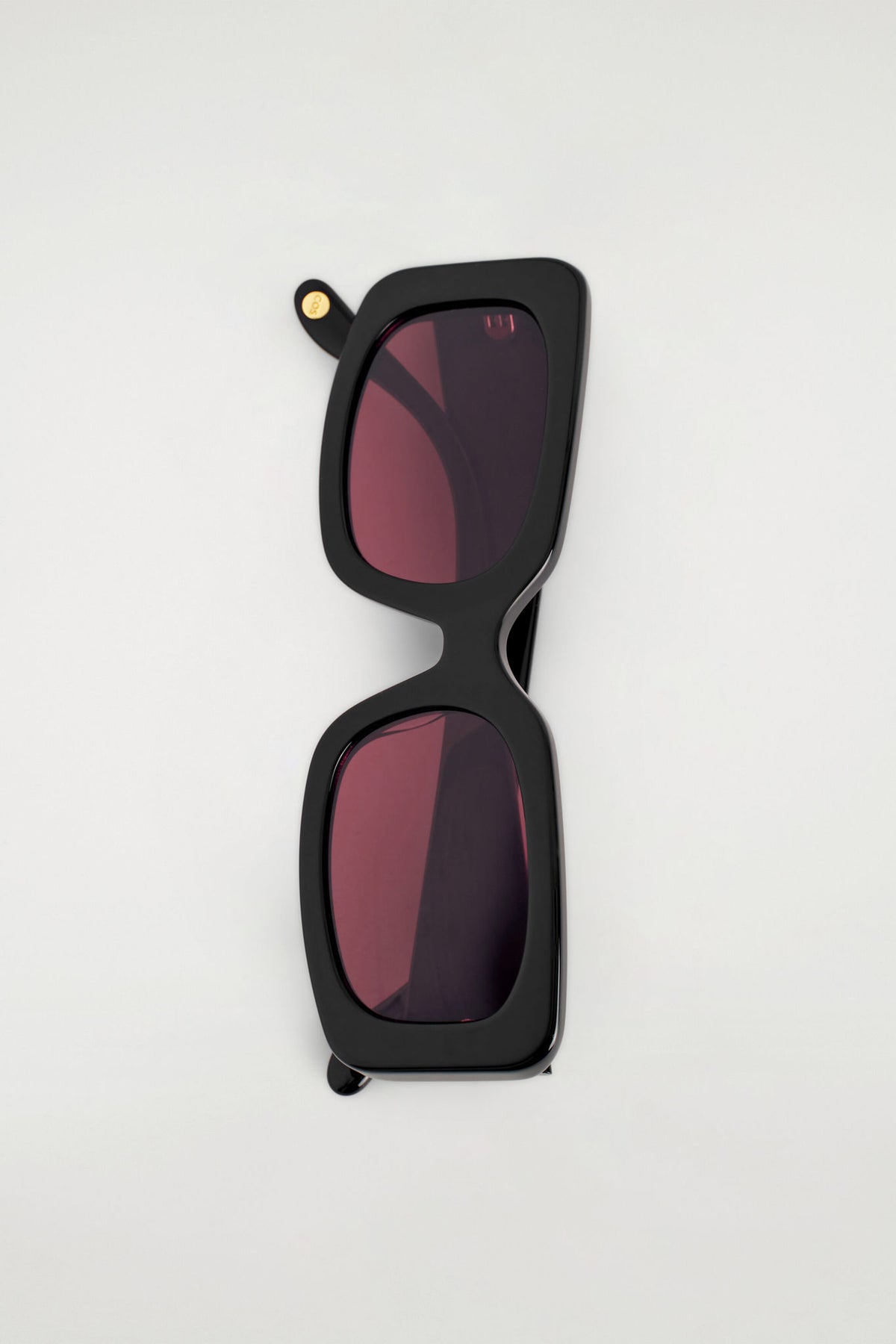 RECTANGULAR SUNGLASSES — Black dark