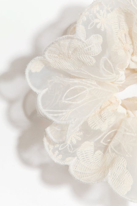 Embroidered scrunchie