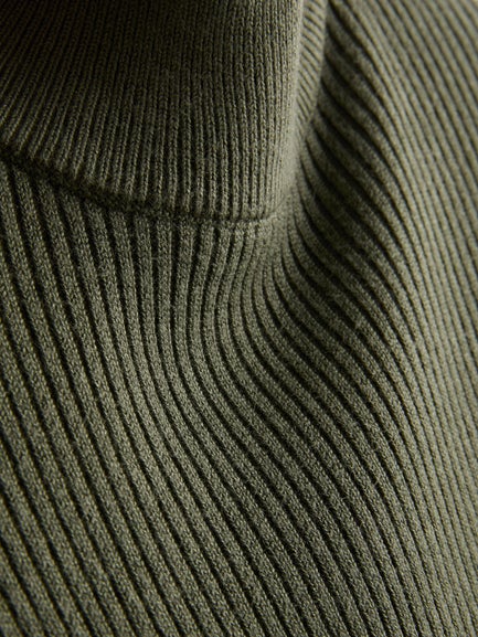 Ribbed Turtle Neck Jumper