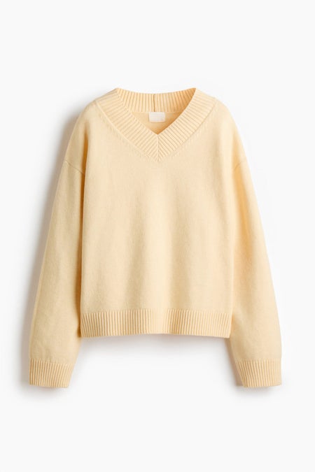 V-neck jumper