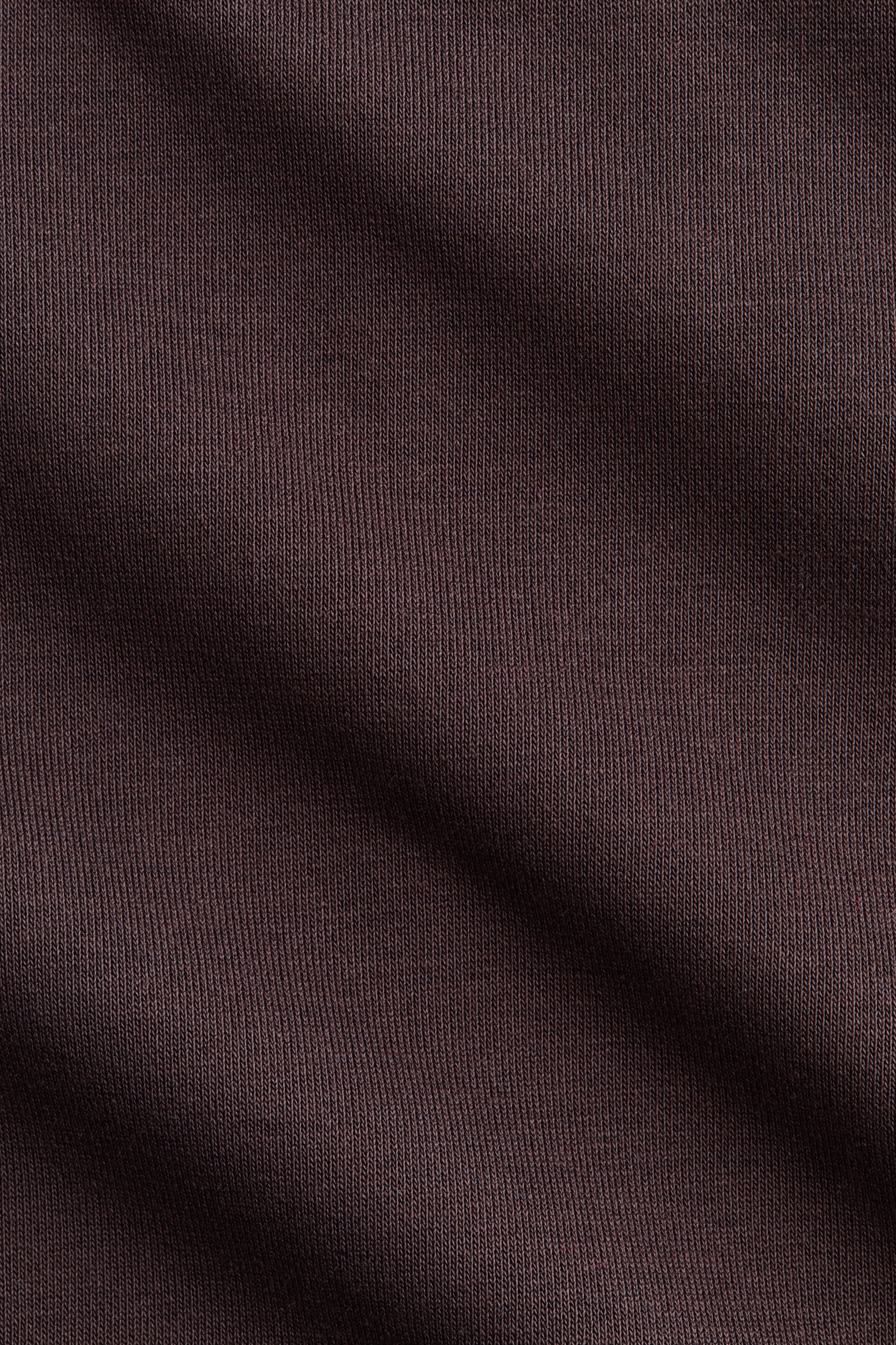 Raglan-sleeved sweatshirt