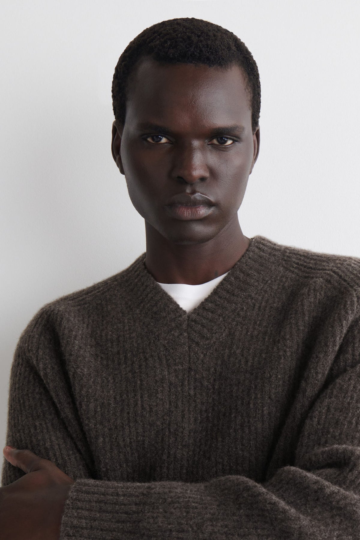 OVERSIZED WOOL-YAK V-NECK JUMPER — Mole medium dusty