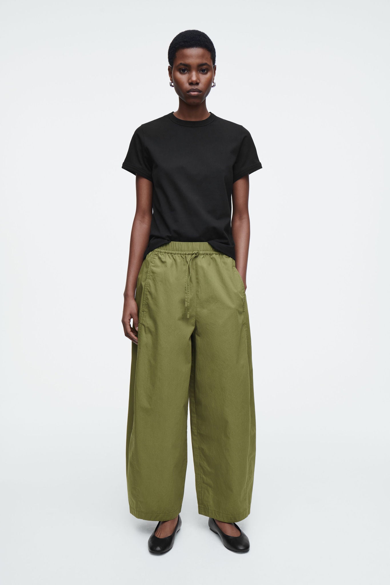 Elasticated Barrel-leg Trousers | COS Saudi Arabia