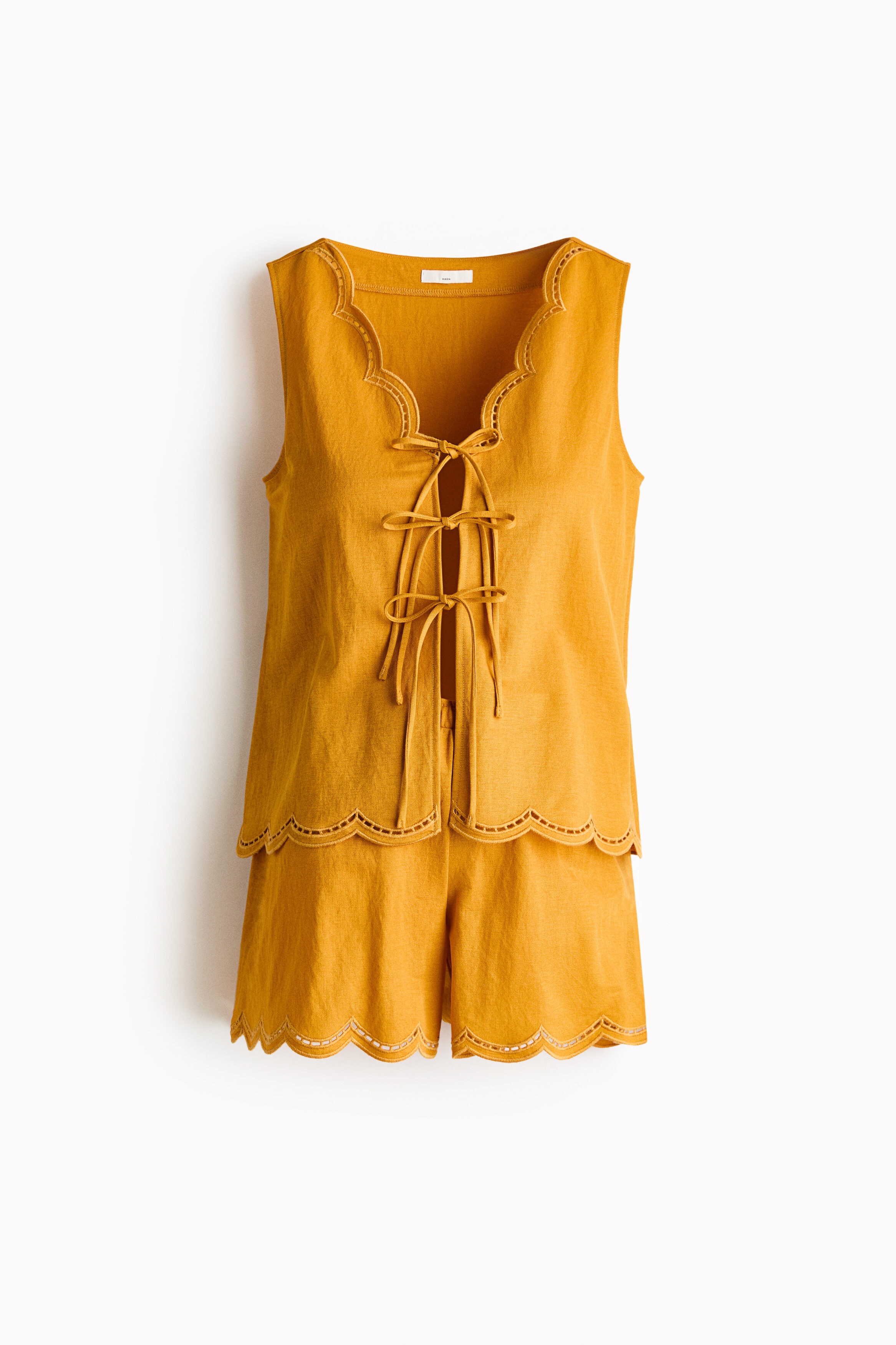 MAMA 2-piece scalloped set