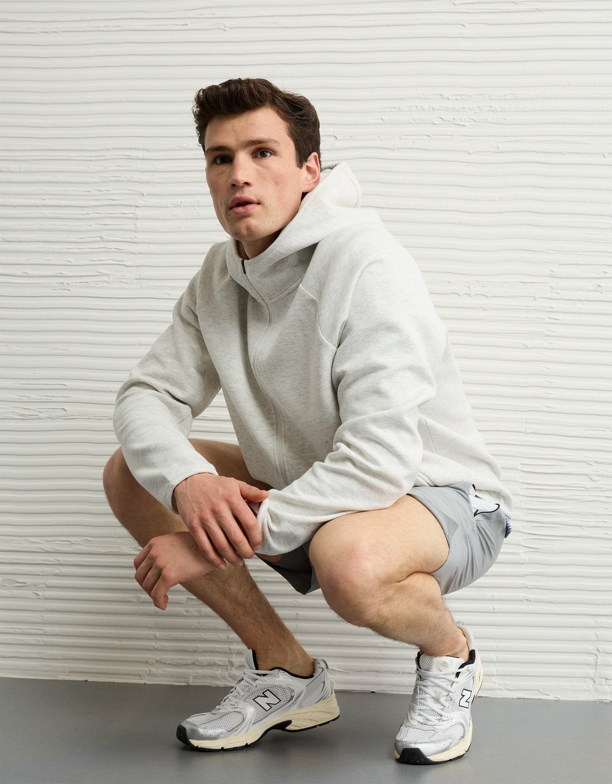 AE 24/7 Full Zip
