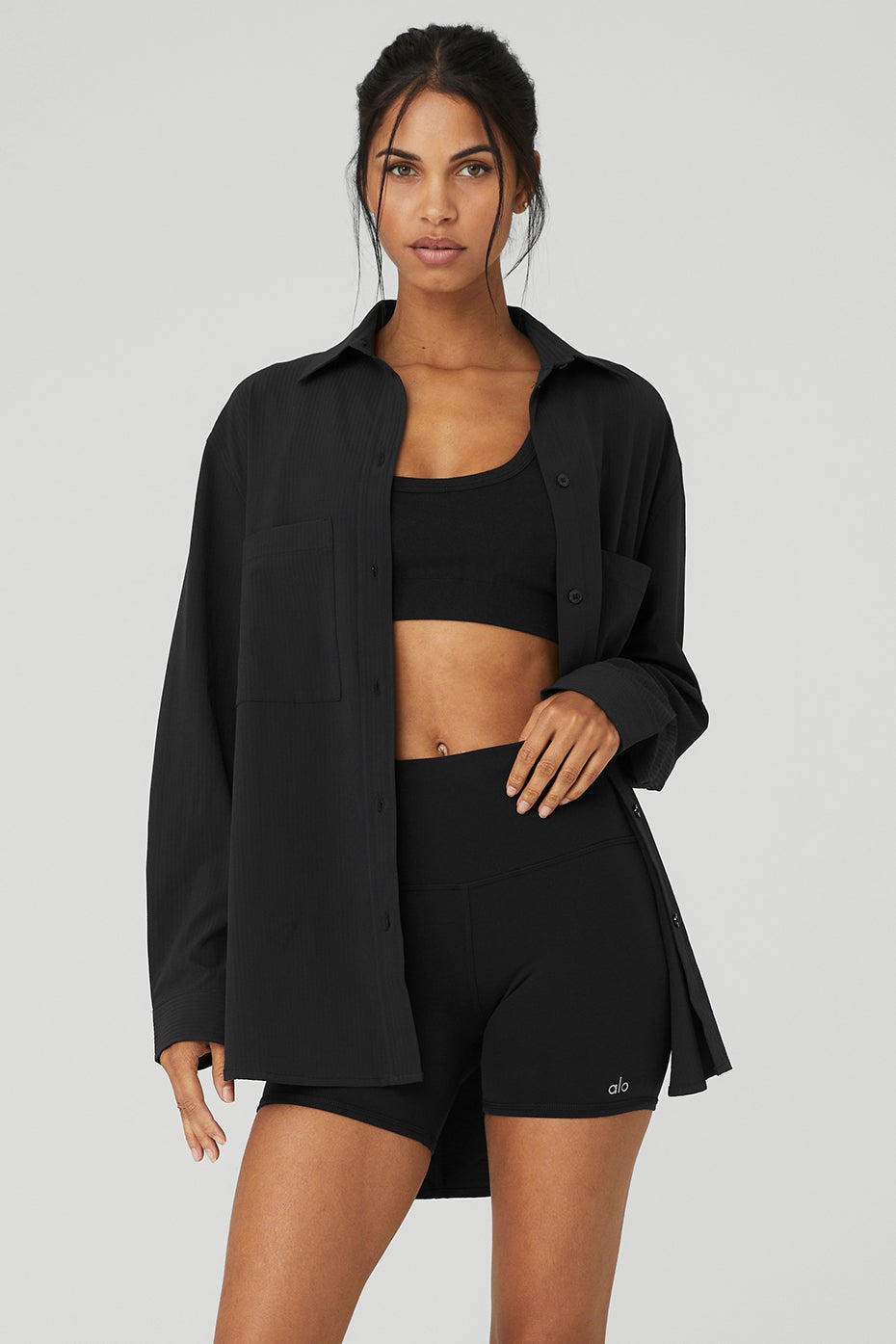 新品未使用alo yogaDreamscape Button Down Long Dreamscape Button Down Long Sleeve - Black | ALO