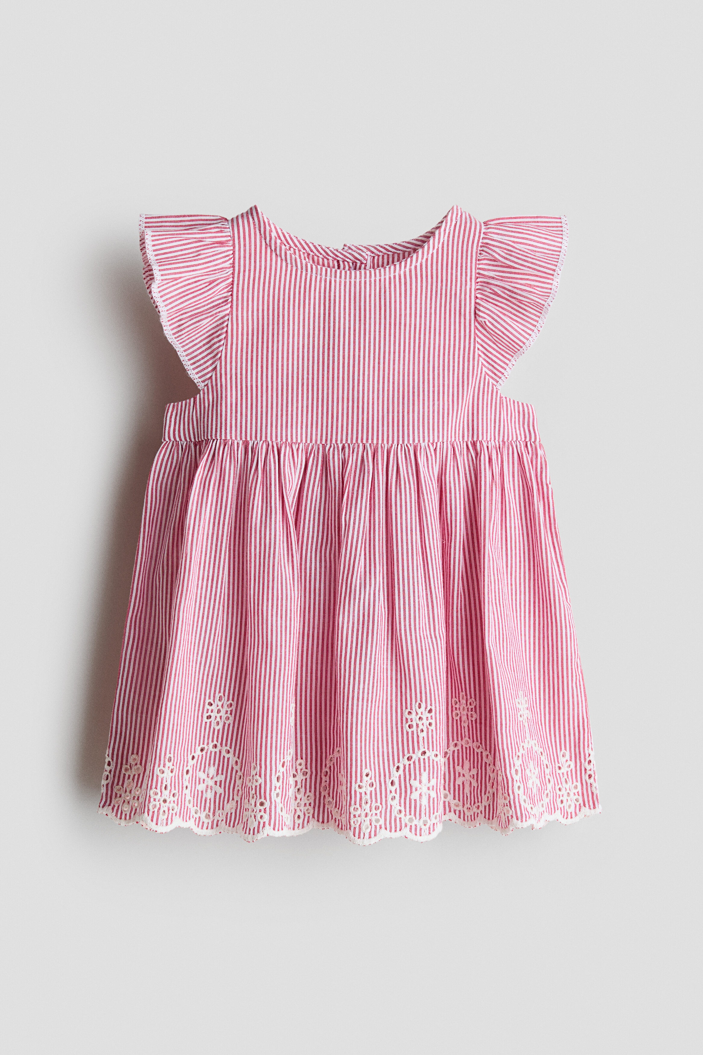 Flutter-sleeved cotton dress