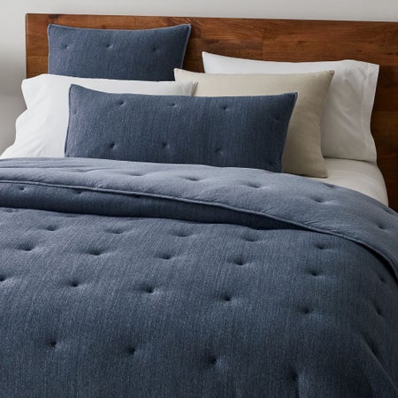 Cotton Cloud Jersey Framed Quilt / Shams