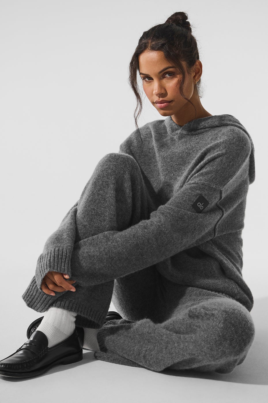 スウェット・トレーナー [Alo Yoga] New Class Cashmere Hoodie New Class Cashmere Hoodie | Alo Yoga Qatar